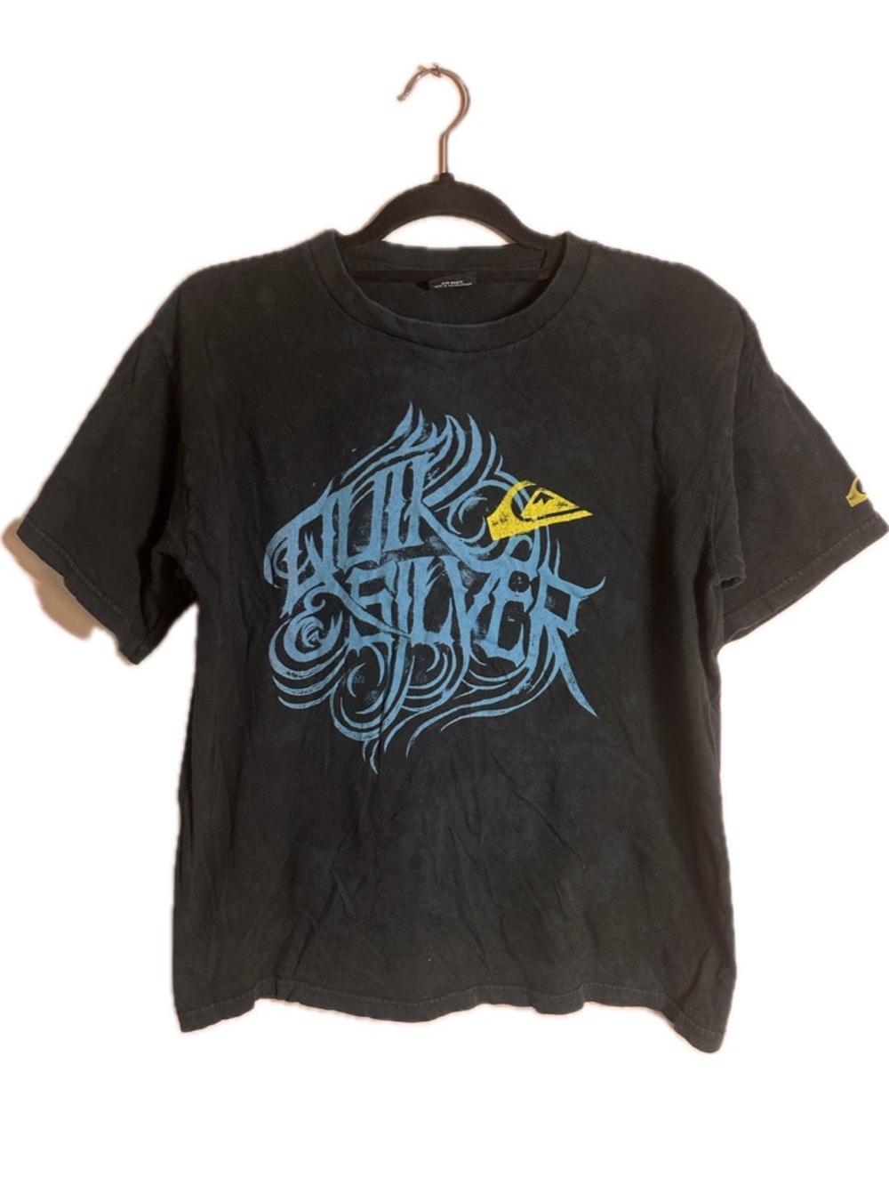 Vintage Y2K Quiksilver Black Graphic 2000s Skater Alt Grunge Style Tee
